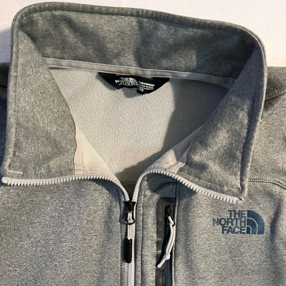 The‎ North Face Gray Performance Jacket  pullover fleece quarter zip